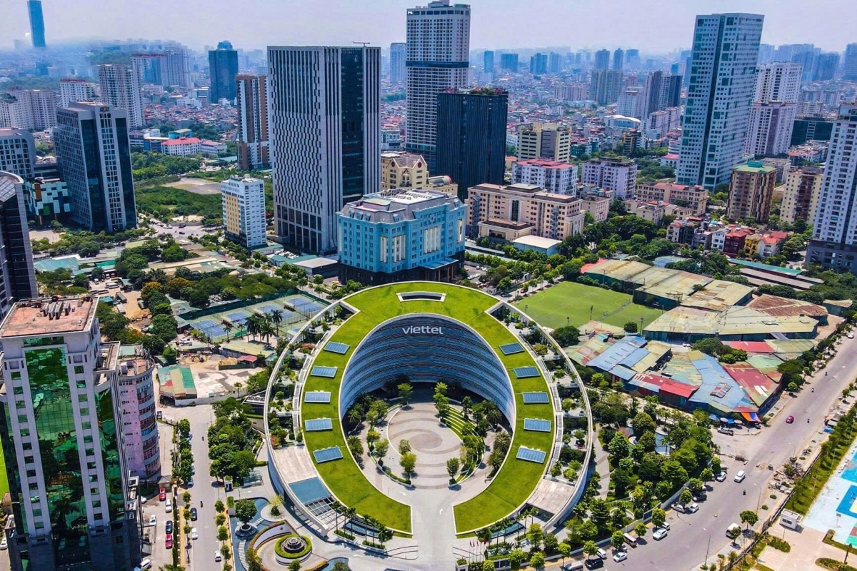 Vietnam aims to develop five globally competitive cities by 2045